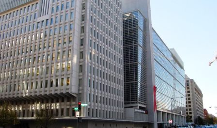 Banka Botrore, 16 kushte per huane 1.2 miliarde dollare